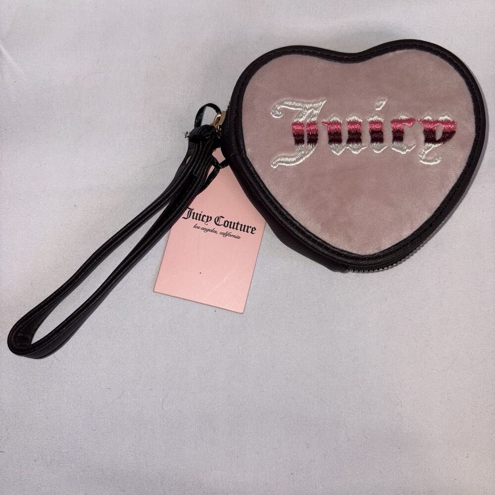 Juicy Couture Retro Vibe Heart Zip Around Wristlet Dusty Blush Velour NEW